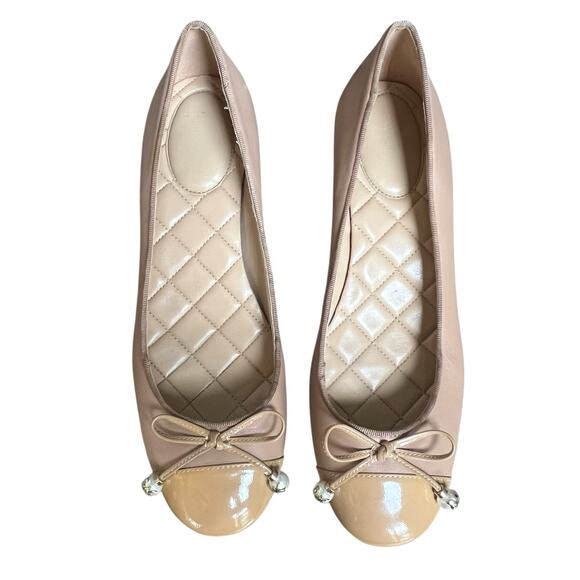 Michael Kors Beige Tan Gia Block Heel Pump Size 8 Bow Cap Toe Patent - Picture 2 of 12